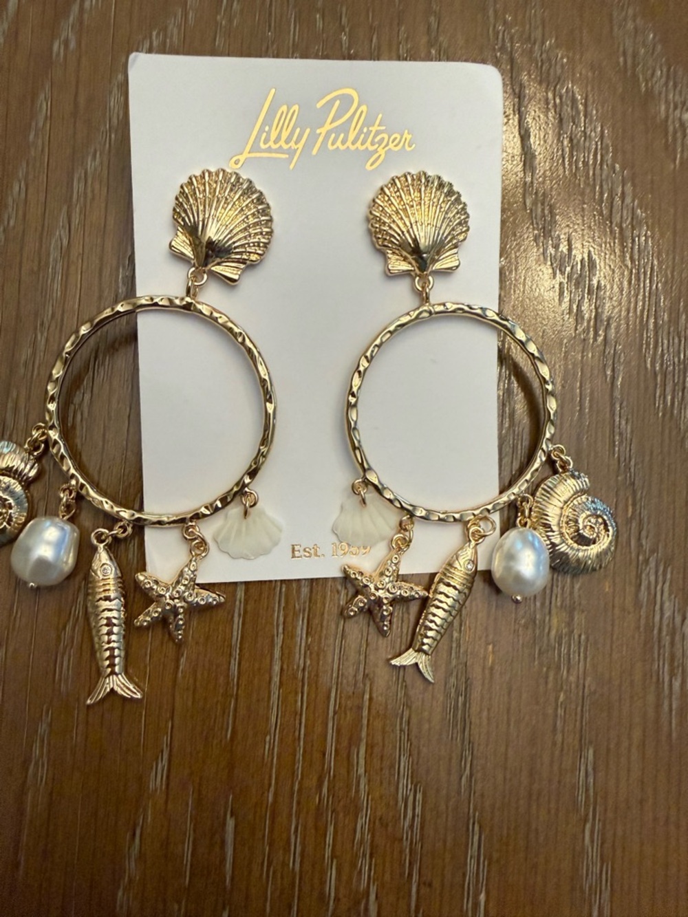 Lilly Pulitzer Gold Beach Charm Hoop Earrings - Picture 2 of 5
